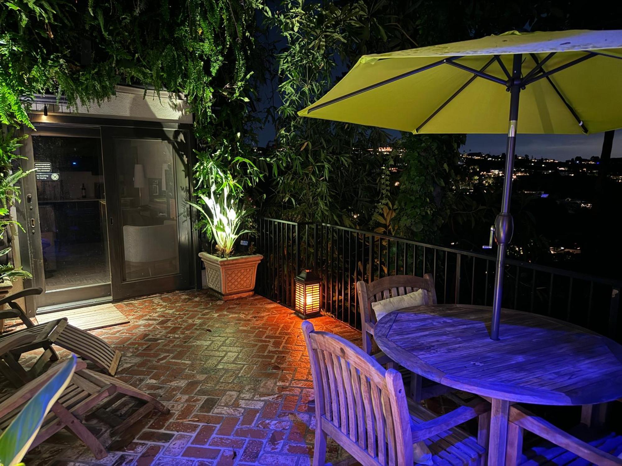 Apartamento Hollywood Hills Jetliner Views At 1080 Hollywood Los Ángeles
