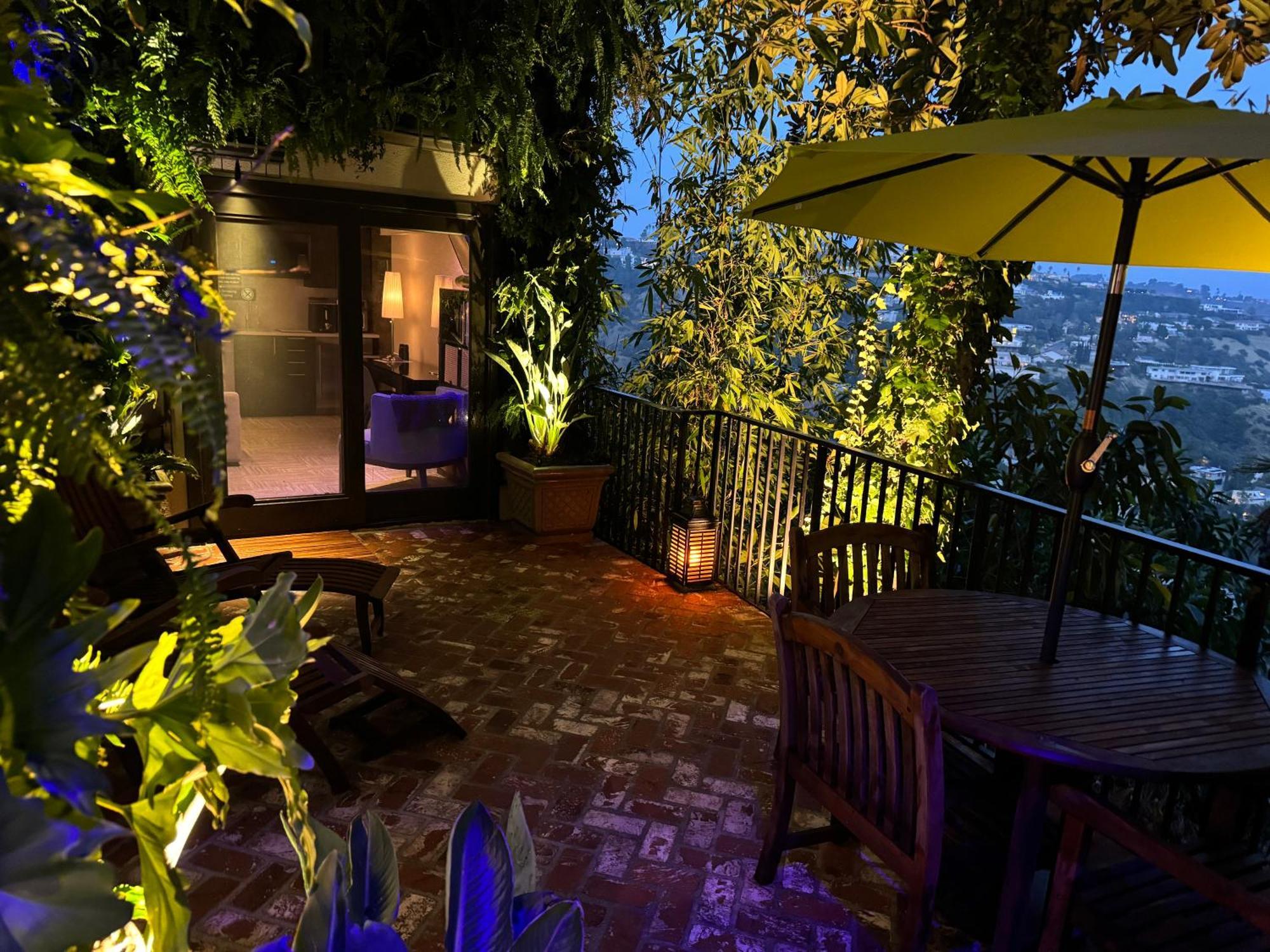 Hollywood Hills Jetliner Views At 1080 Hollywood Apartamento Los Ángeles